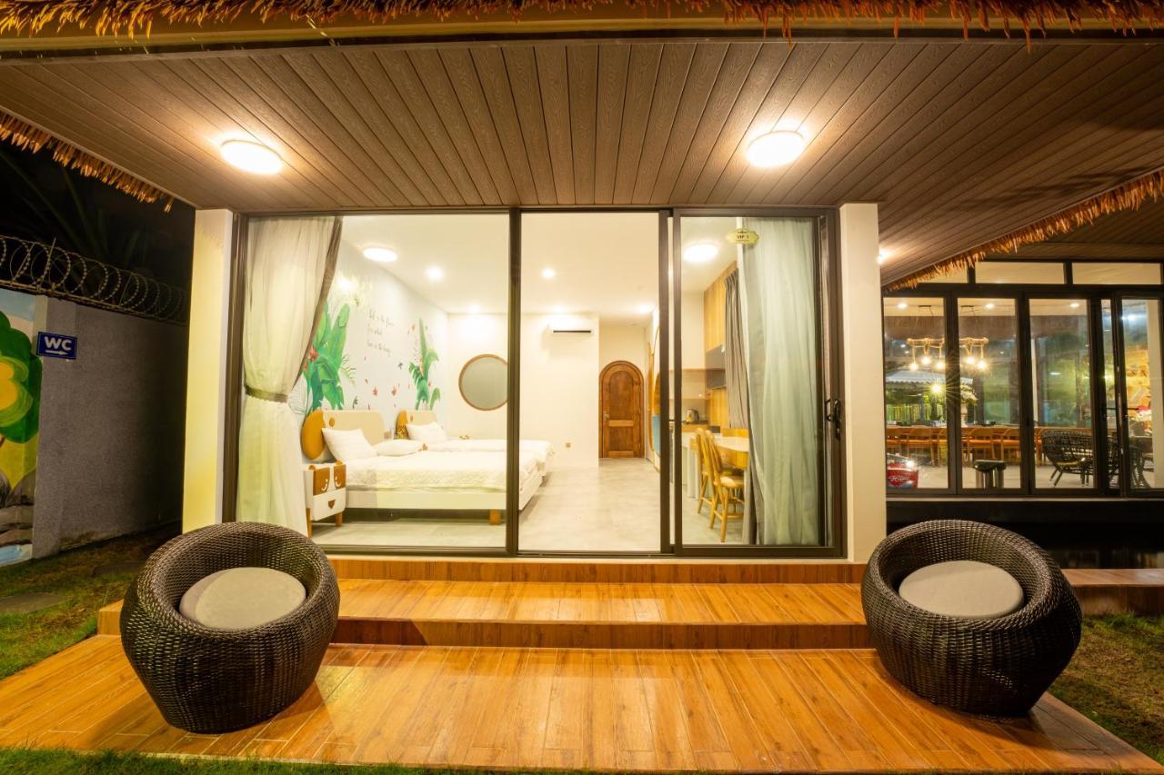 Apple House & Coffee Hotel Ba Ria Exterior photo