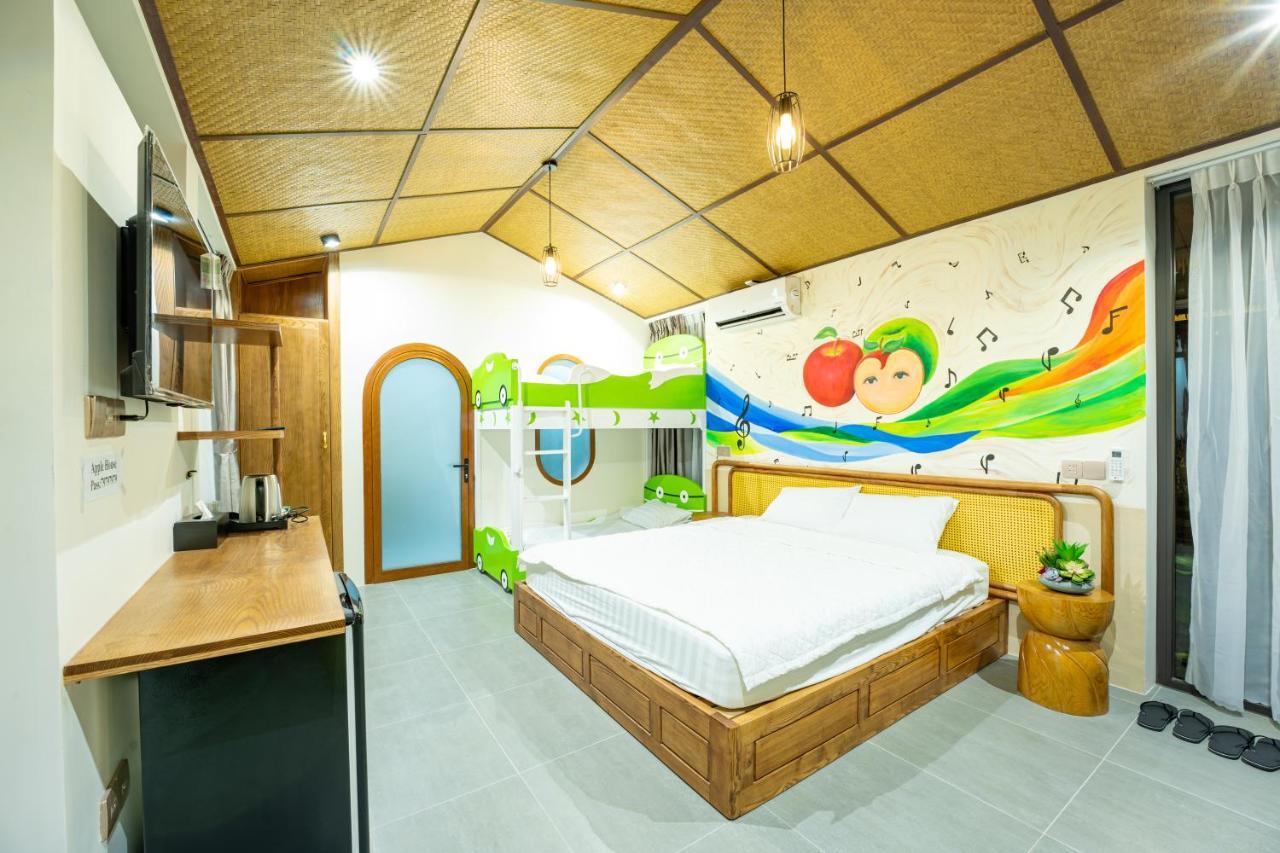 Apple House & Coffee Hotel Ba Ria Exterior photo